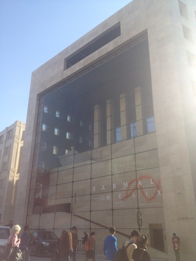 Kazim-Taskent-kultur-merkezi (1)