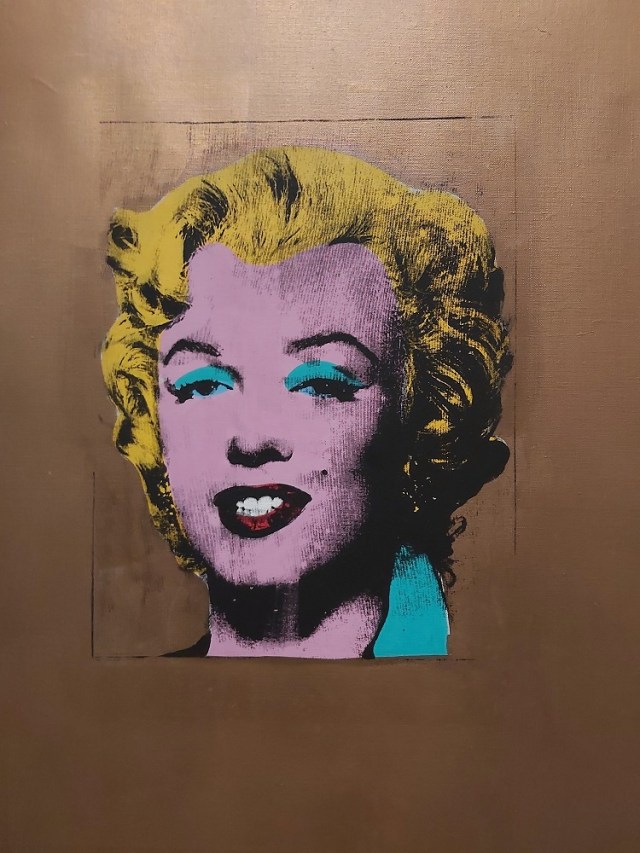 andy-warhol-moma (1)