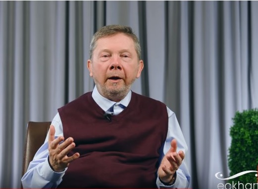eckhart-tolle-hands