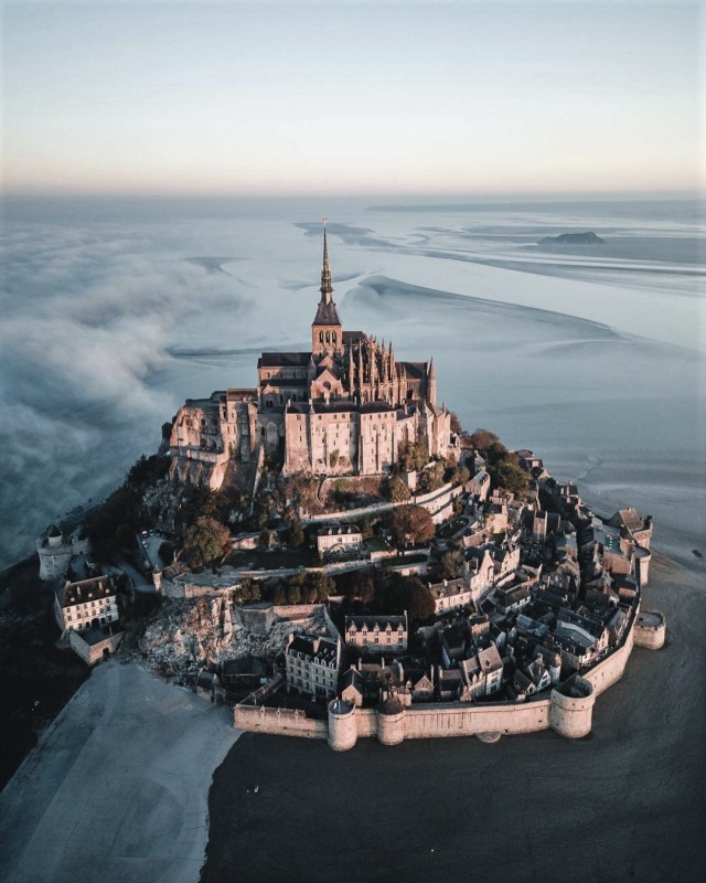 mont-saint-michel